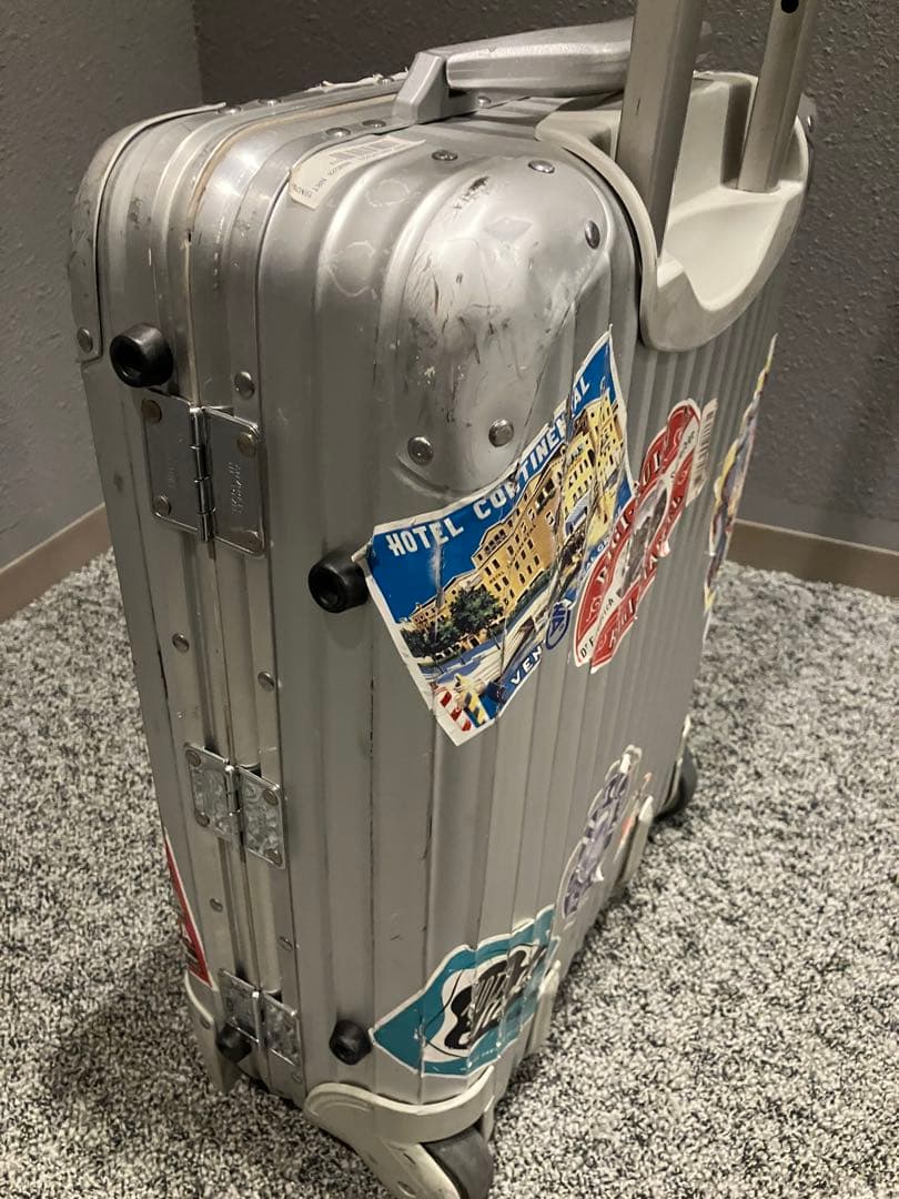 RIMOWAリモワトパーズ35リットルused二輪ジュラルミン