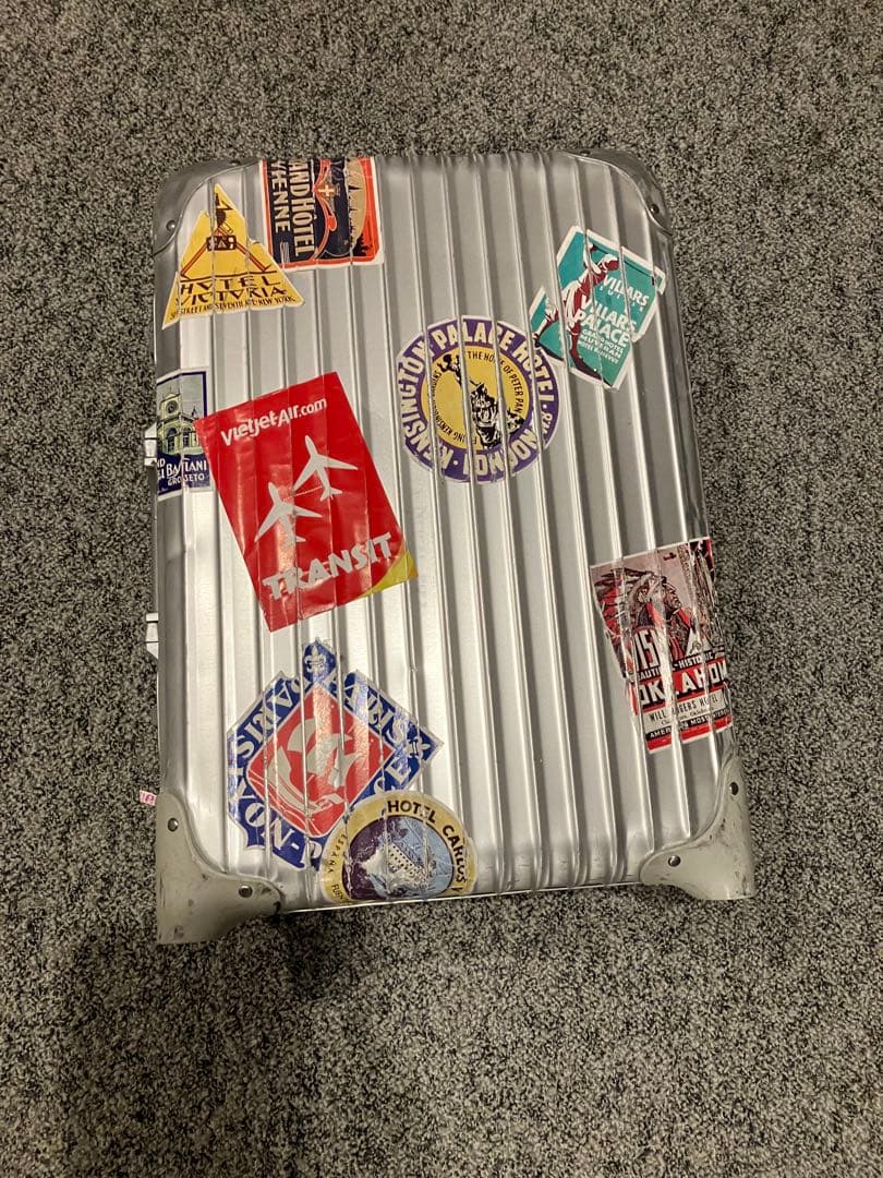 RIMOWAリモワトパーズ35リットルused二輪ジュラルミン