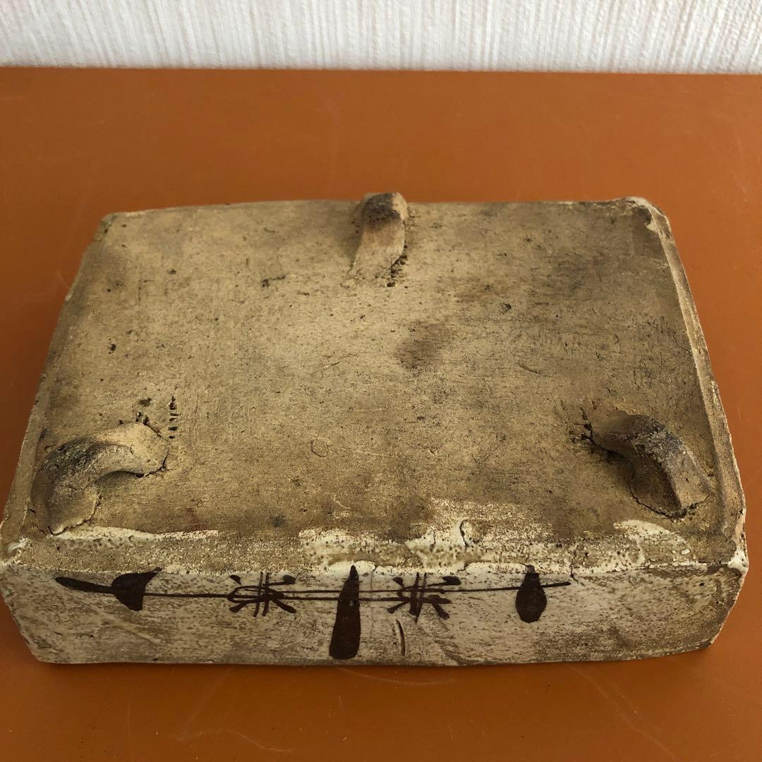 時代織部三つ足蓋物　骨董品
