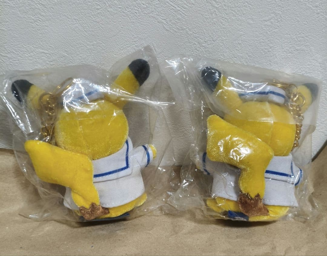 未開封 ADB YOKOHAMA 2017 50回記念品 ピカチュウ　ぬいぐるみ