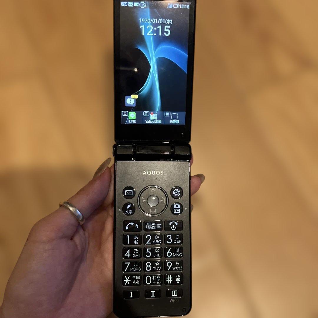 AQUOS NP601SH 本体