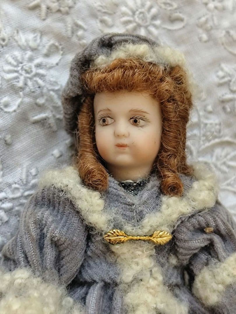 ミニョネット　10センチ程　　ビスクドール　人形