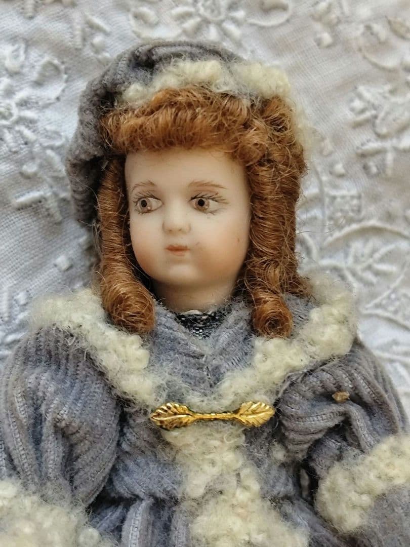 ミニョネット　10センチ程　　ビスクドール　人形