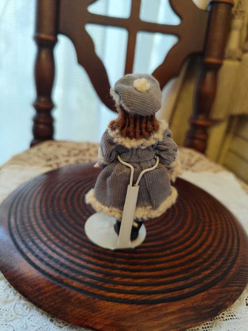 ミニョネット　10センチ程　　ビスクドール　人形