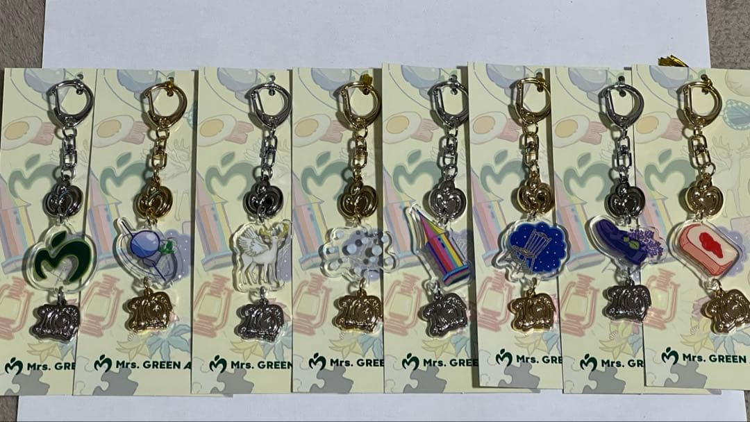 ミセス　ランダムチャームキーホルダー　16種　コンプリートセット