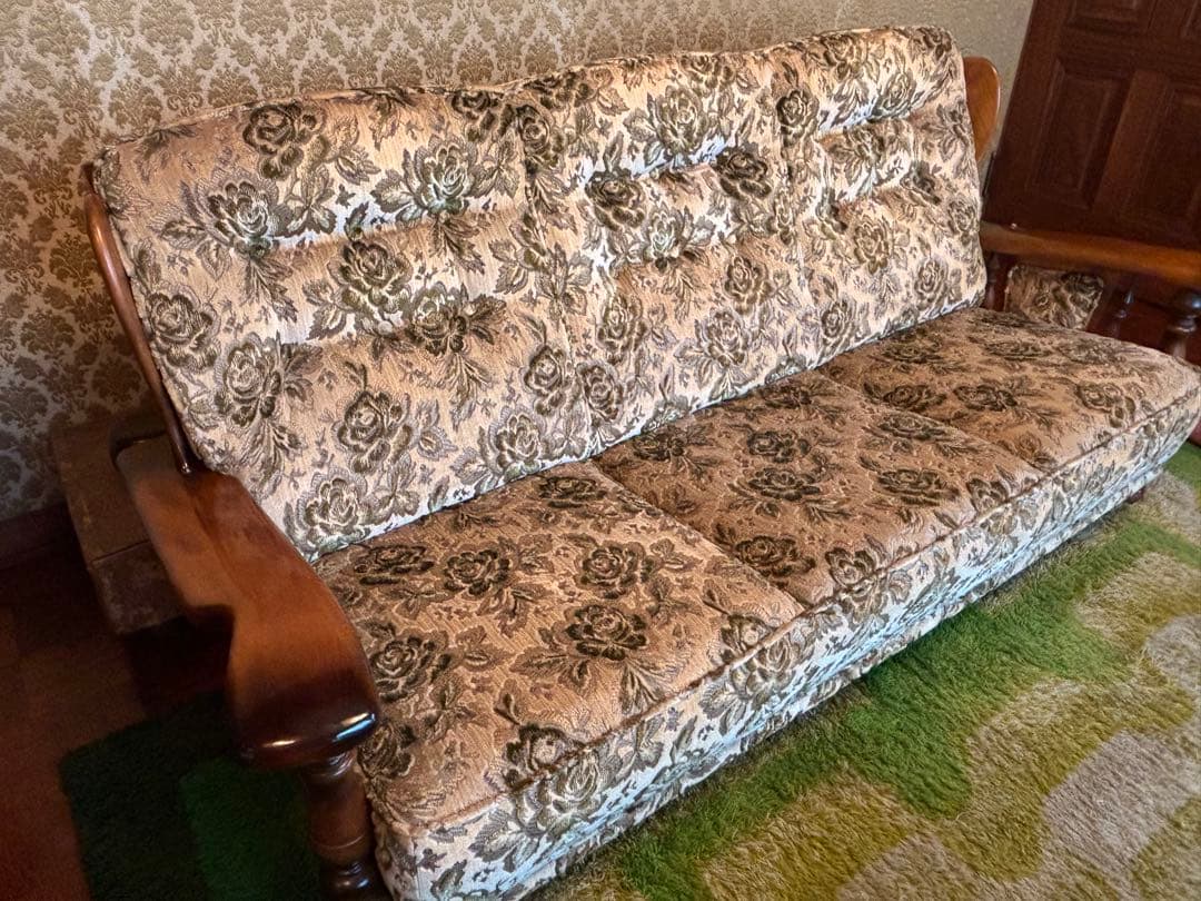 カリモク金華山ソファーセット　3人掛➕1人掛2脚　　直接引き取り希望