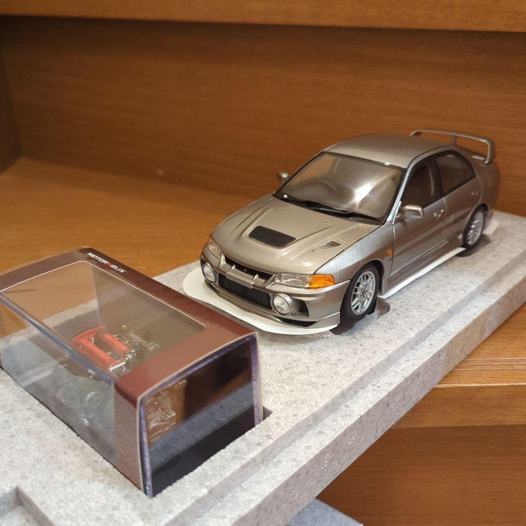 MOTOR　HELIX　三菱　ランサーエボリューションⅣ　1/18