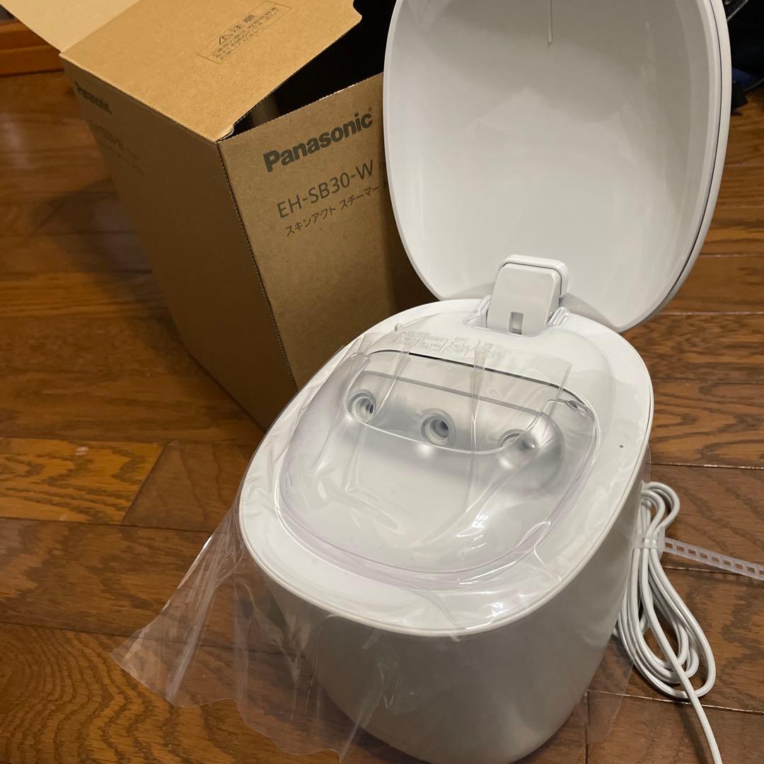 EH-SB30-W（ホワイト）スキンアクト　スチーマー　トリプル