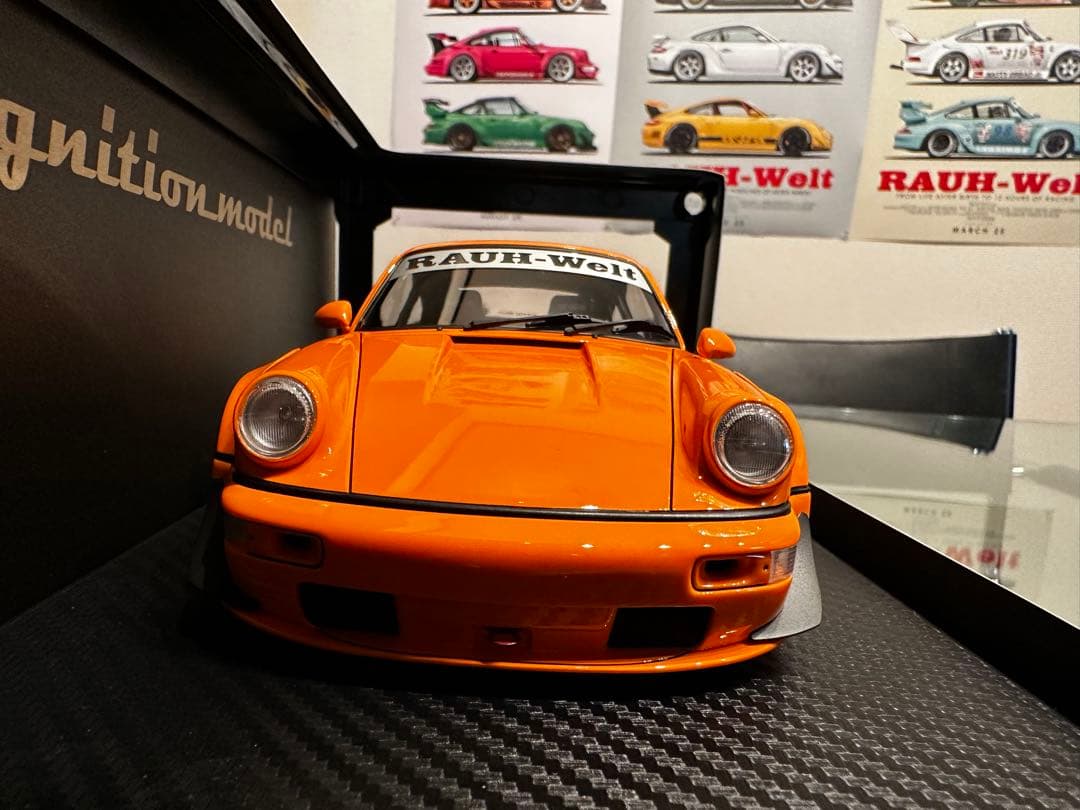 RWB964 ignition model1/18 オレンジ