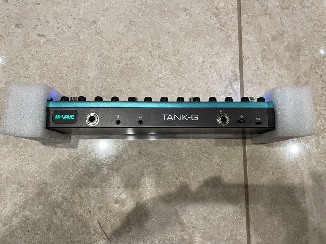 【新品同様】M-VAVE TANK-G バッテリー内蔵マルチエフェクター