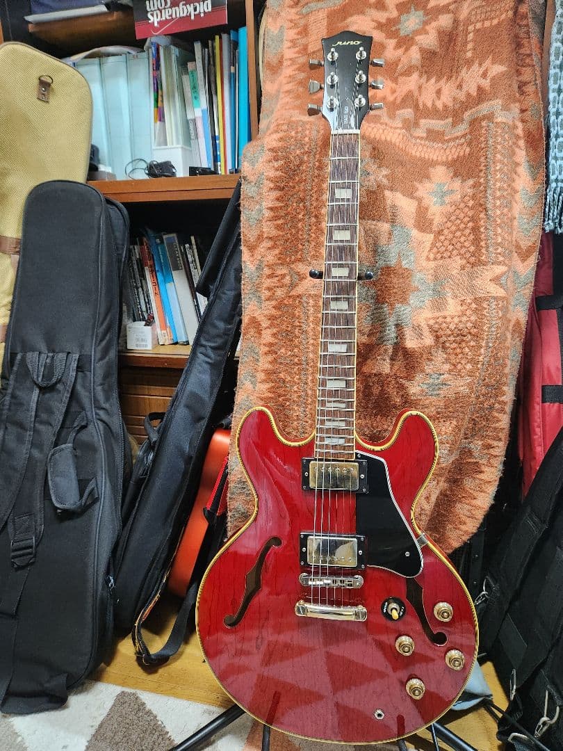 再出品(..)Juno BLS-620 レッドエレキギター シャパンヴィンテージ