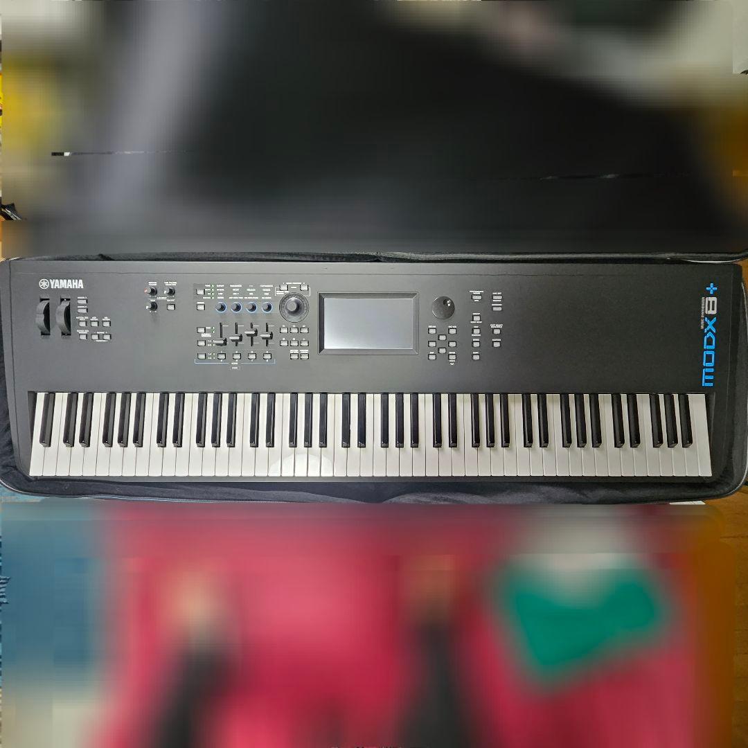 YAMAHA MODX8+　シンセサイザー