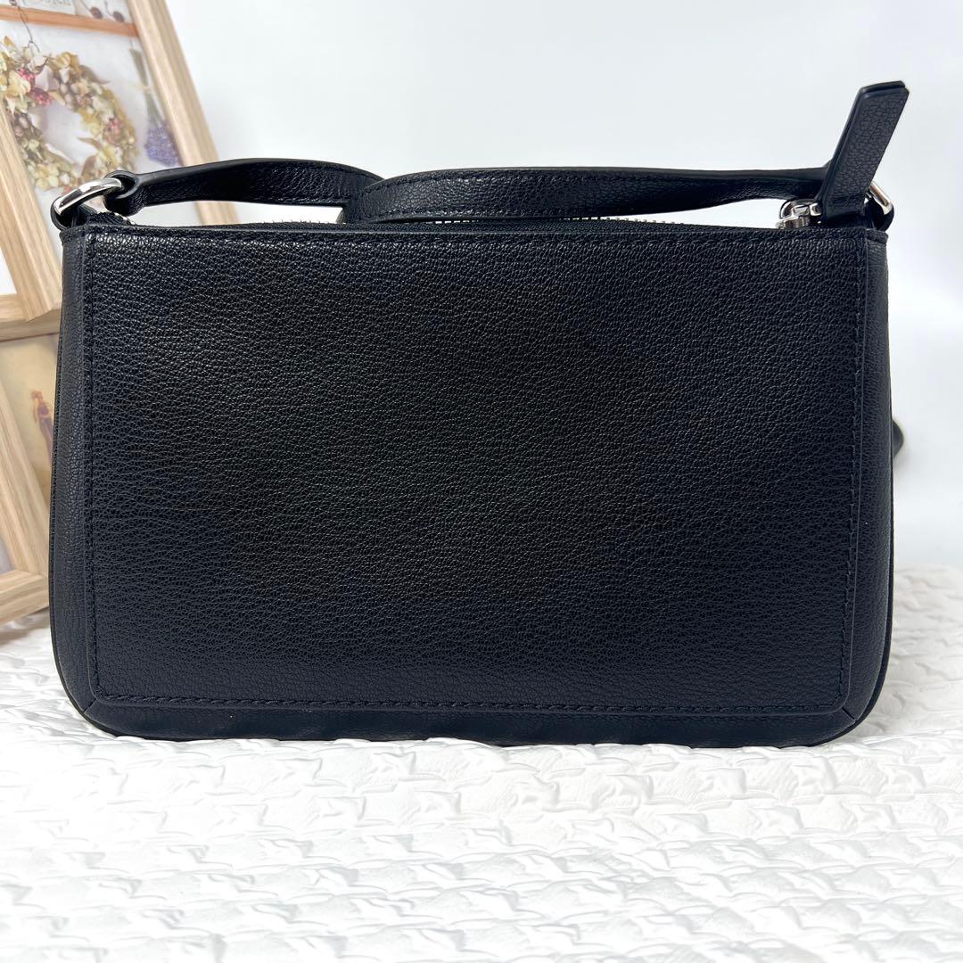 みっきい ✨極美品✨マークジェイコブス　レザーショルダーバッグクロスボディ