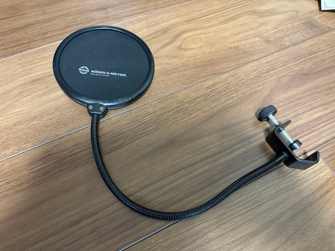 AKG C214 コンデンサーマイク　K&Mポップフィルター付き