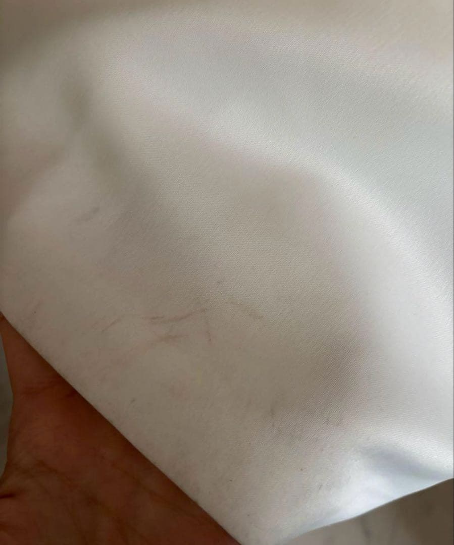 ドレスプロダクション　ウェディングドレス　オフショルダー