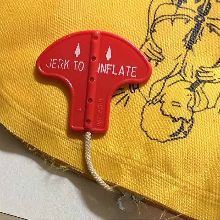 【非売品】飛行機B737で使用されていたライフベスト(DEMO用)