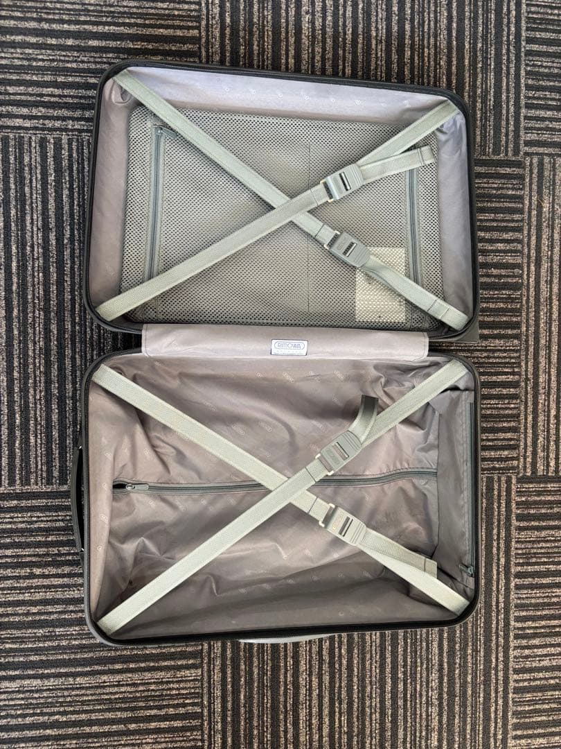 RIMOWA シャンパンゴールドキャリーケース 2輪