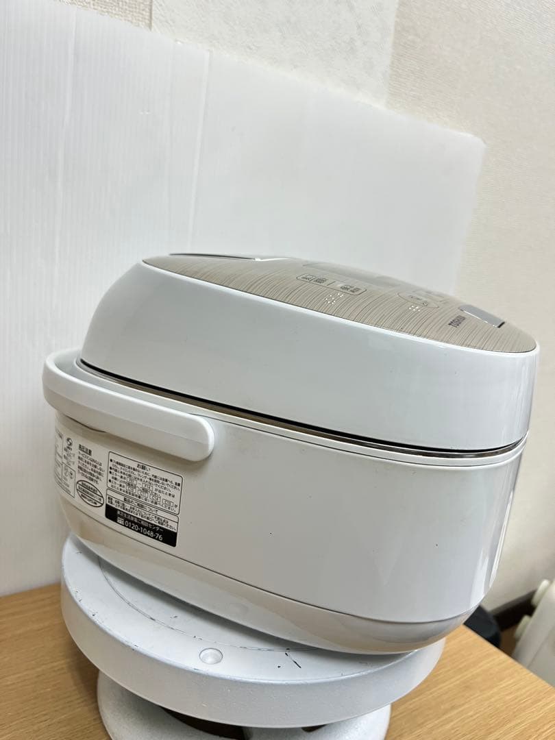 TOSHIBA 圧力IHジャー炊飯器 RC-10VQK 1.0L 2017年製