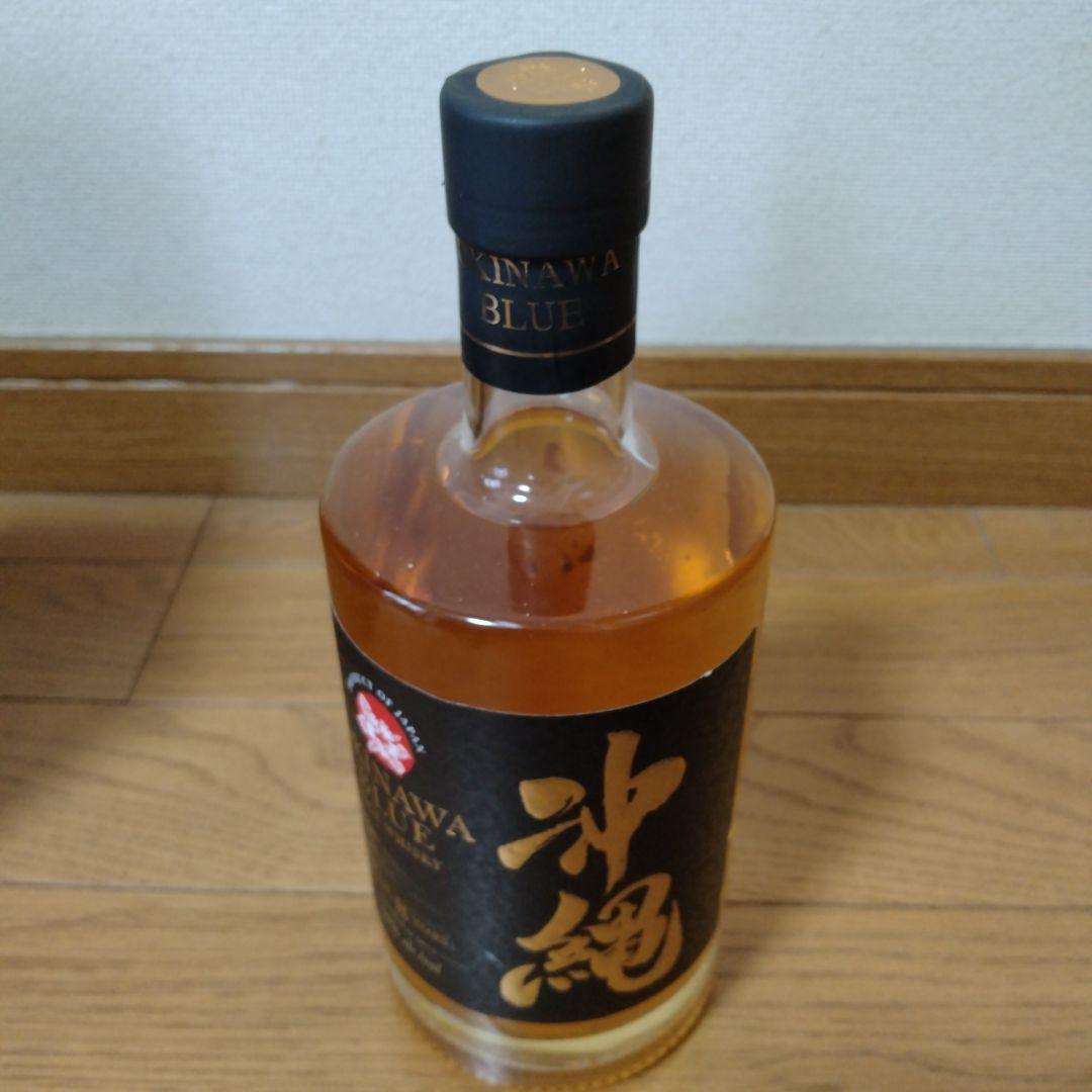 沖縄ブルー　RICE WHISKY 8 YEARS