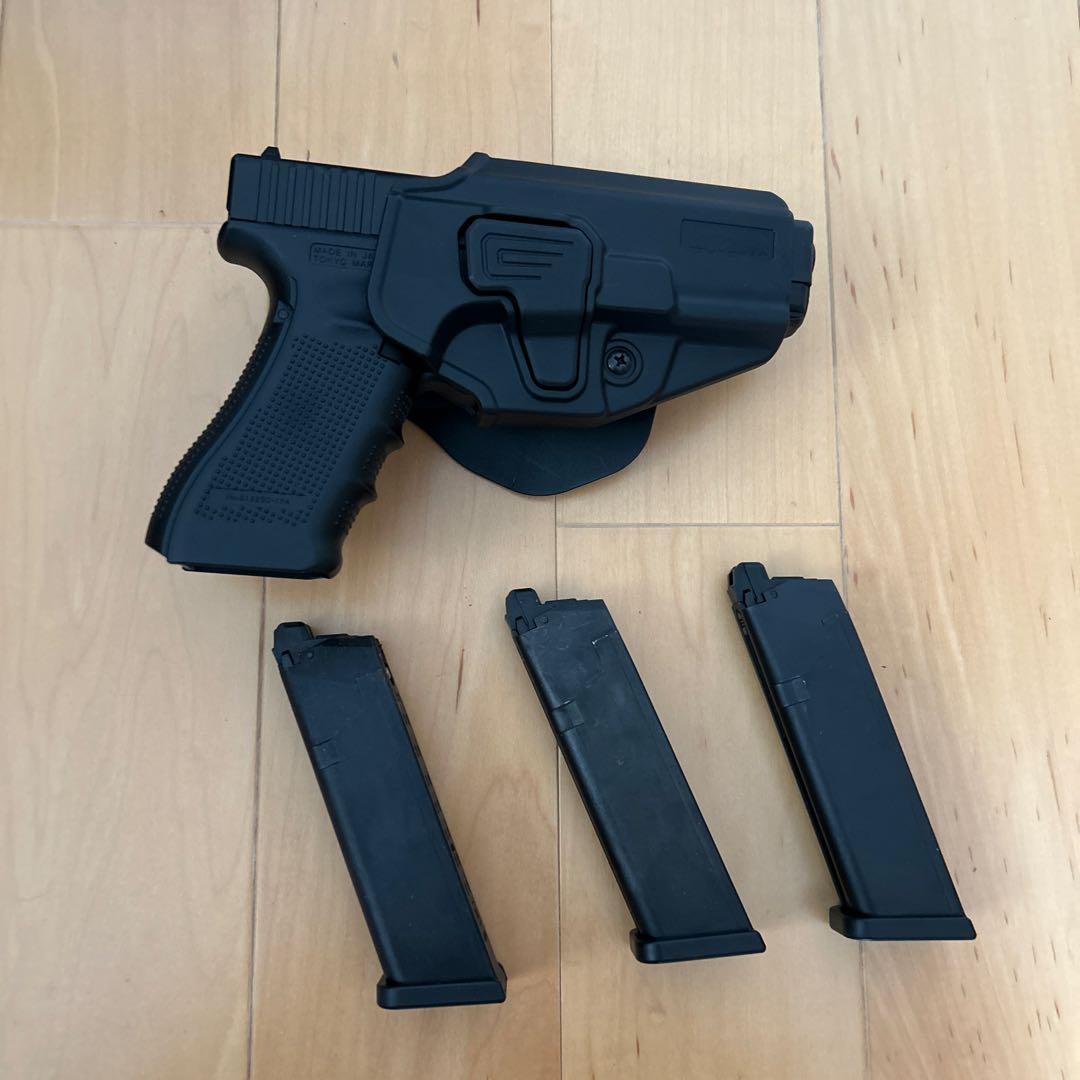グロック17 gen4 ハンドガン マガジン　ホルスター付き