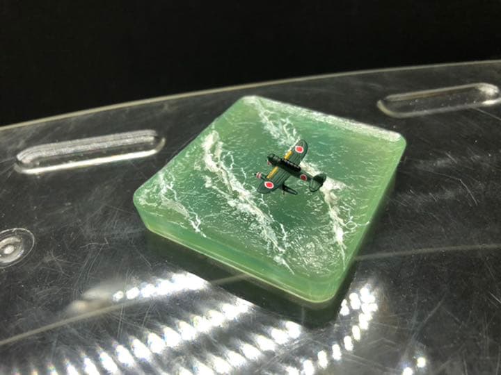 手のひらの波　ジオラマ