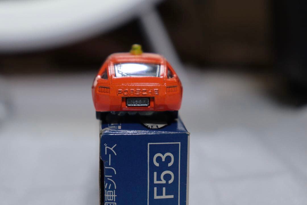 日本製　トミカ　外国車シリーズ　ポルシェ　928 F53