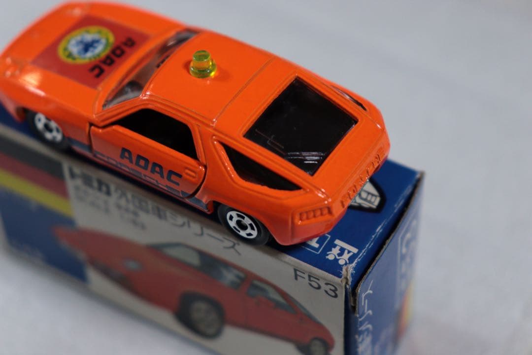 日本製　トミカ　外国車シリーズ　ポルシェ　928 F53