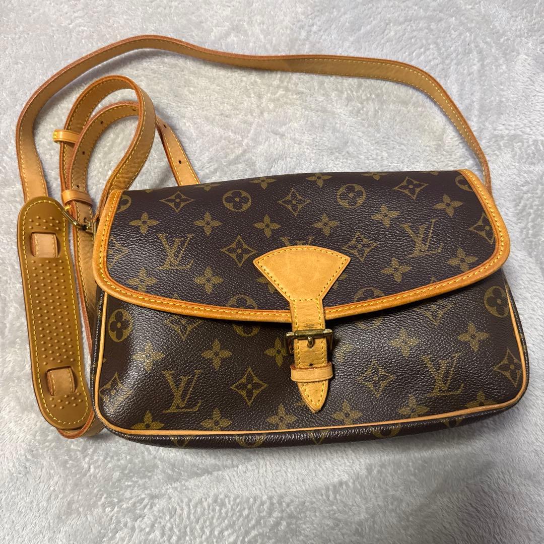 美品　Louis Vuitton ソローニュ　モノグラム ショルダーバッグ