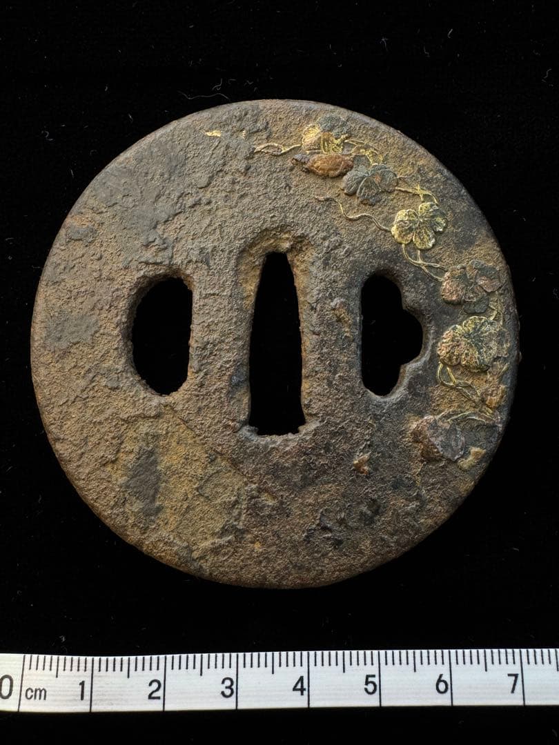 無銘 鉄地鐔 蔦図 鍔 拵 日本刀 刀装具 骨董 古美術 江戸時代