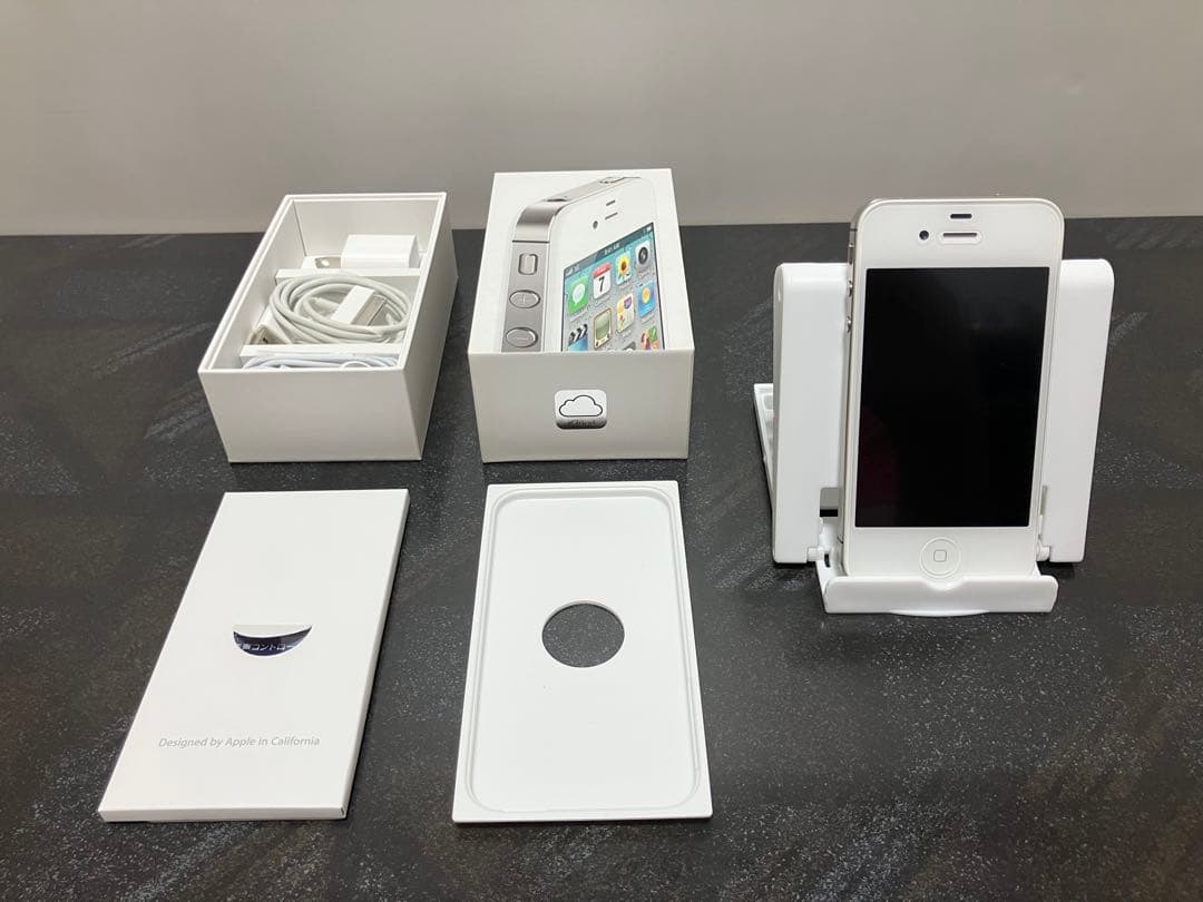 Apple iPhone 4S ホワイト 本体 16GB 箱、付属品あり