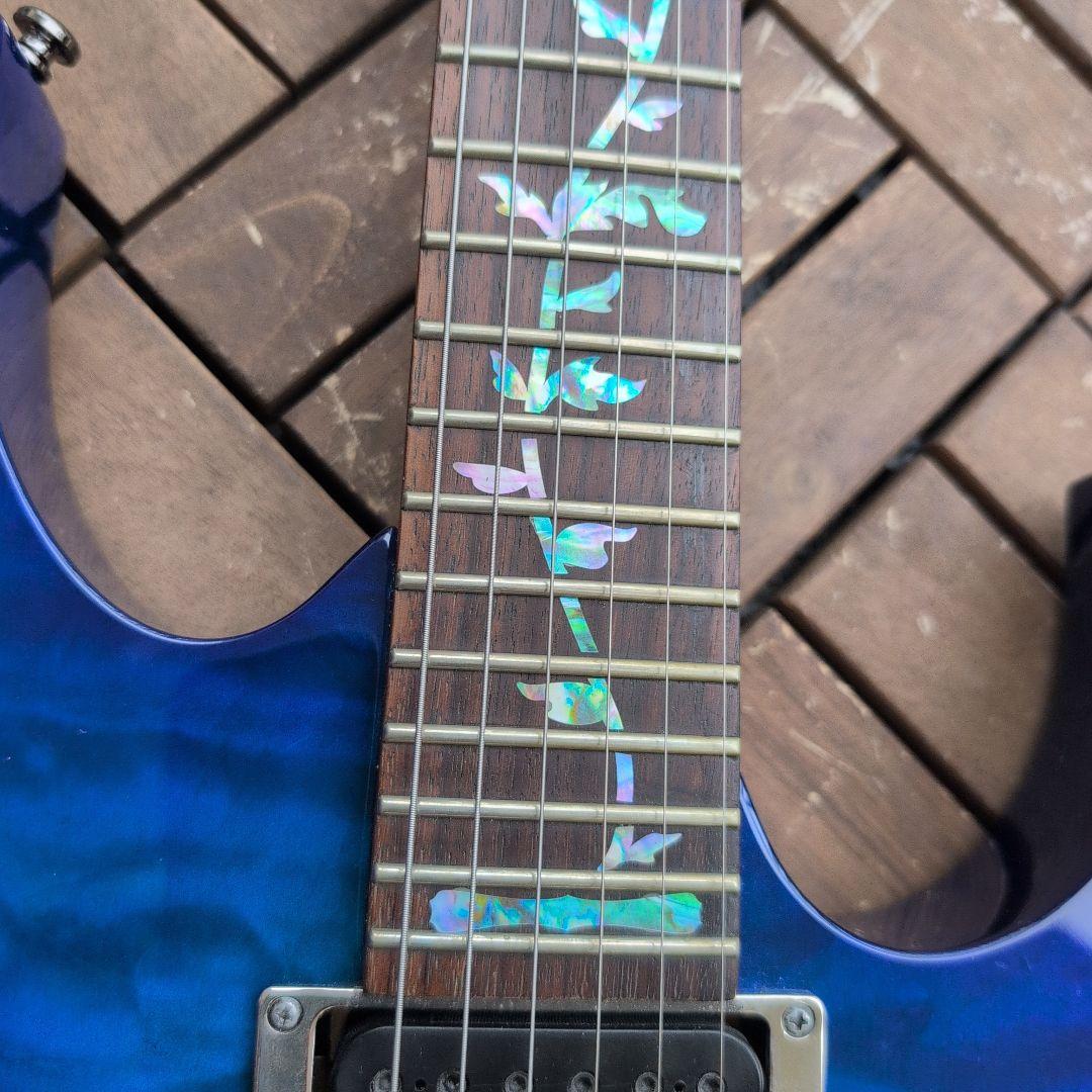 ibanez RG421QM 指板のツリー・オブ・ライフはシールです。