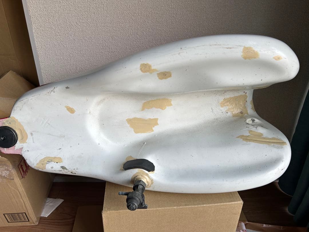 当時物 MVアグスタ レース用タンク frp製