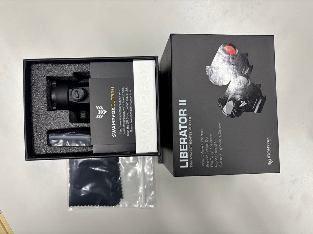実物Swampfox Liberator II Mini ドットサイト スコープ