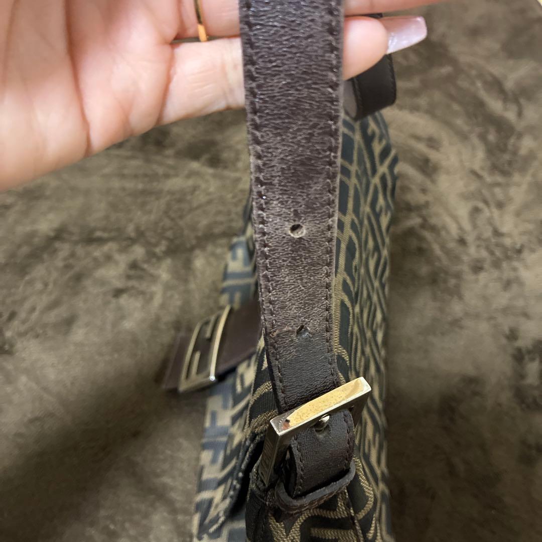 FENDI FFロゴパターン ハンドバッグ