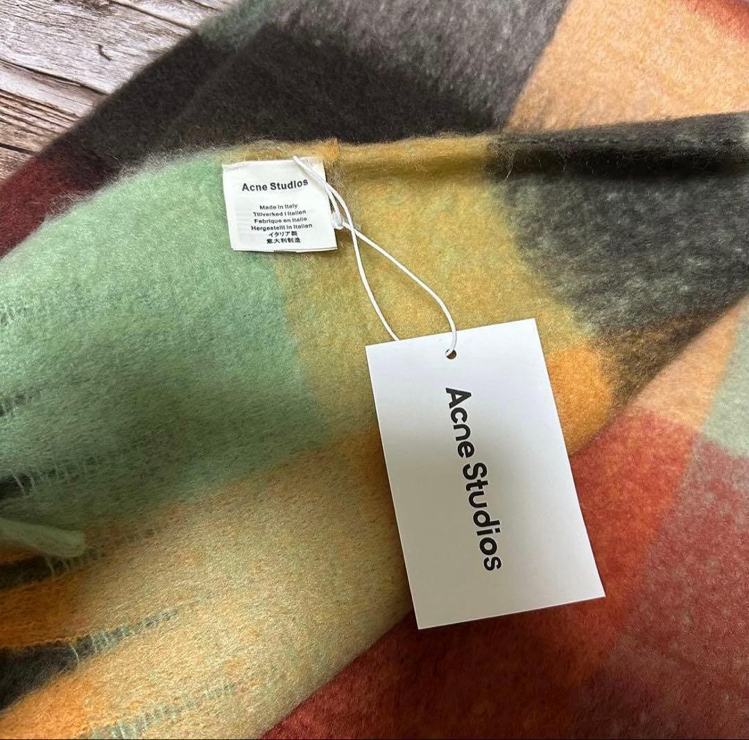新品未使用 ACNE STUDIOS アクネストゥディオズ　緑オレンジ