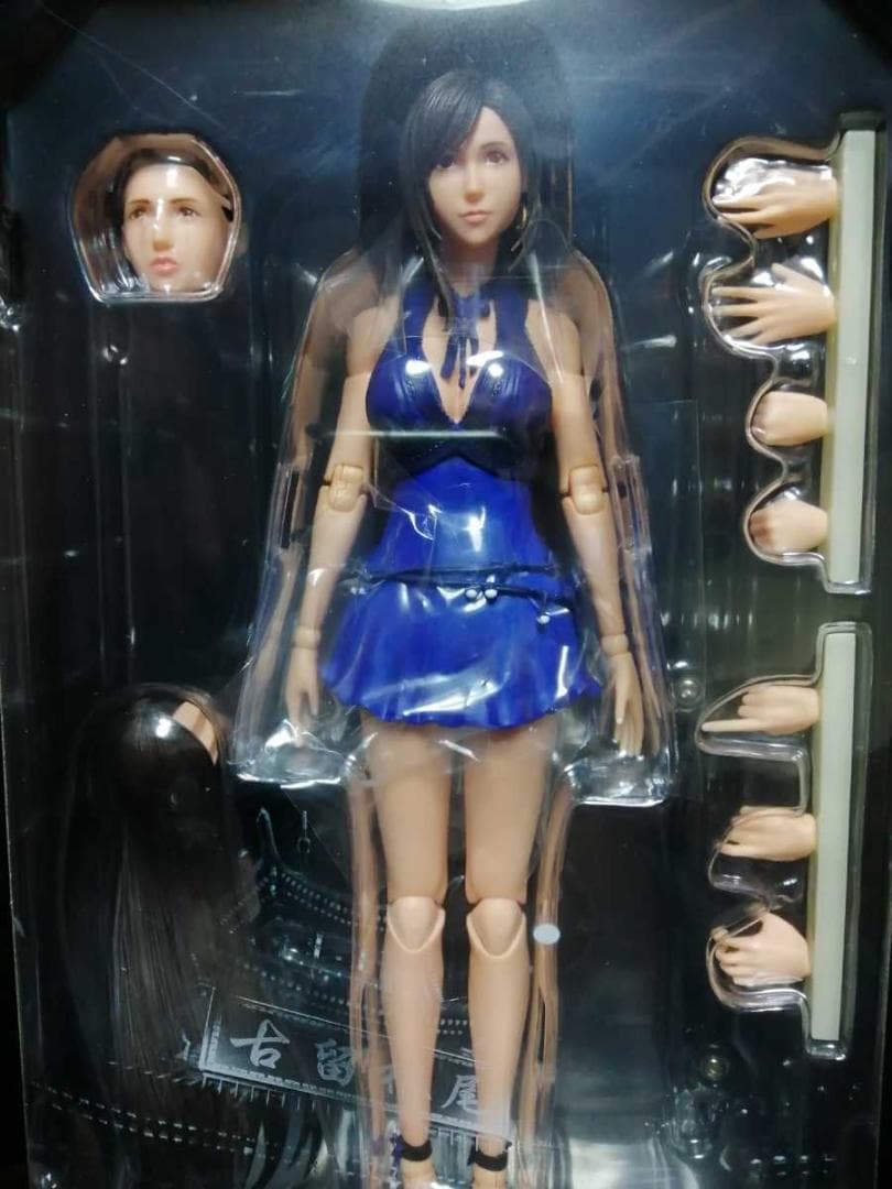 ファイナルファンタジー VII リメイク PLAY ARTS改 ティファ ドレス