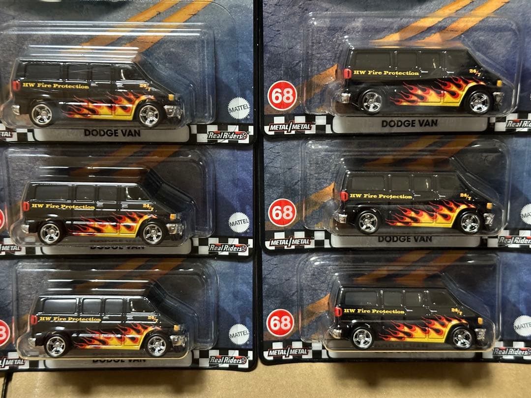 ホットウィール DODGE VAN 6台