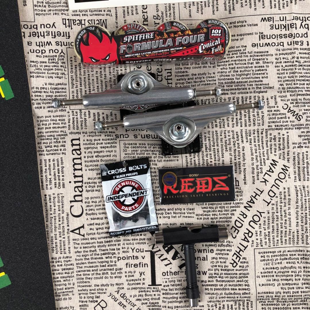 送料込み！スケートボード スケボーセット 8.0