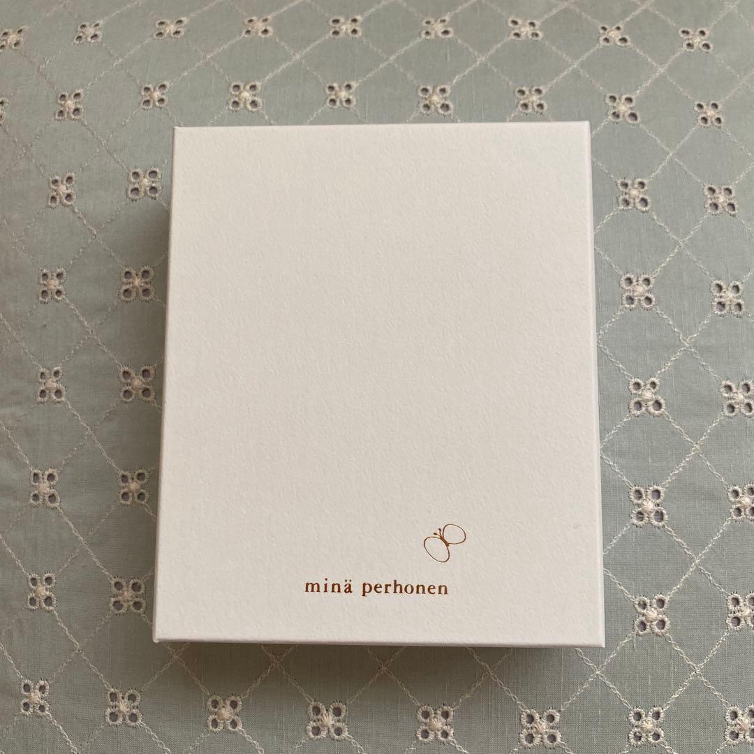 新品未使用　ミナペルホネンchouchoブローチmint mix