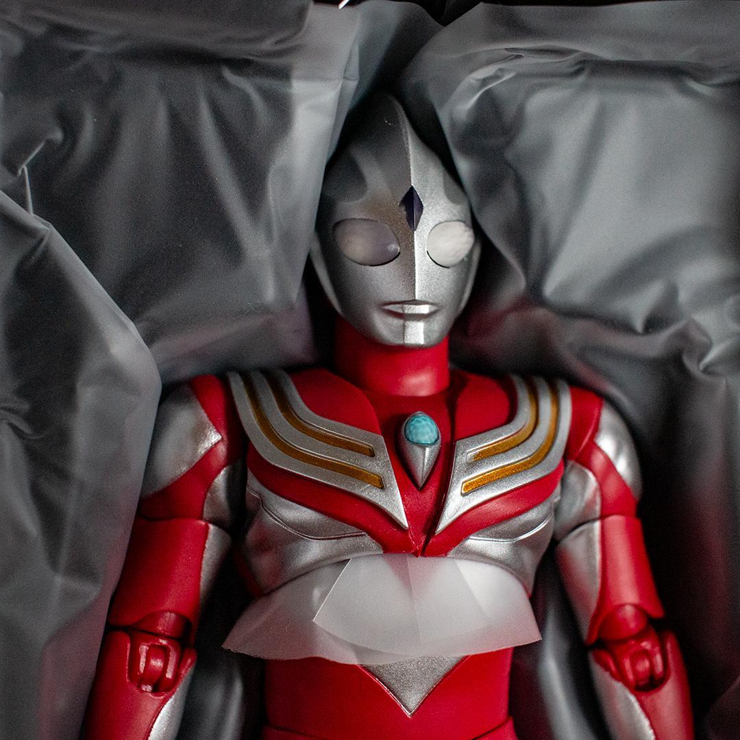 S.H. フィギュアーツ　真骨彫製法 　ウルトラマンティガ パワータイプ