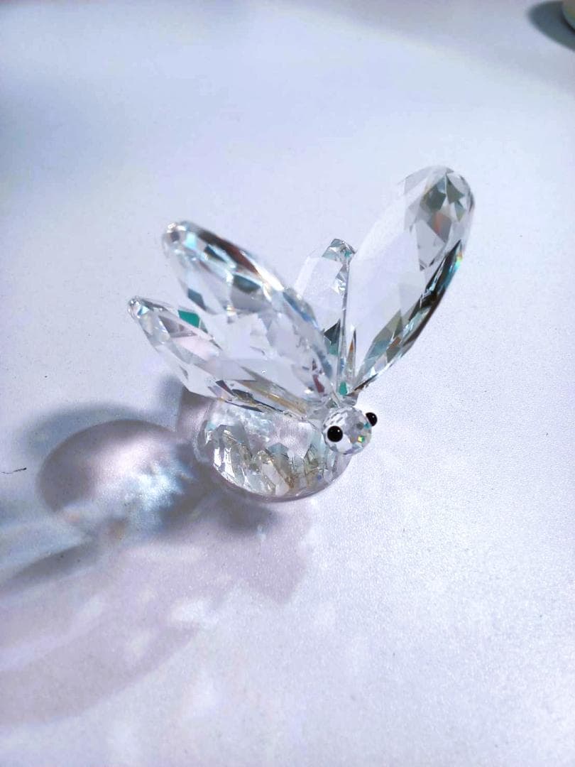 旧製法の魅力！虹色の輝き/バタフライ旧スワロフスキービンテージ・（箱付製品番号）