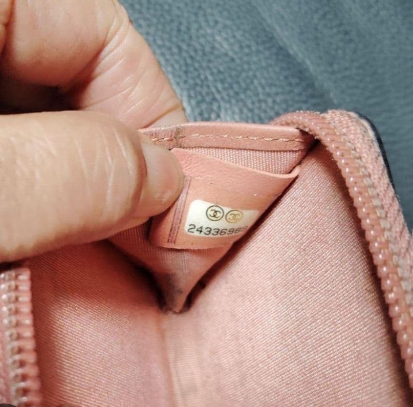 CHANEL　ケース　キーチェーン付き　黒ブラック