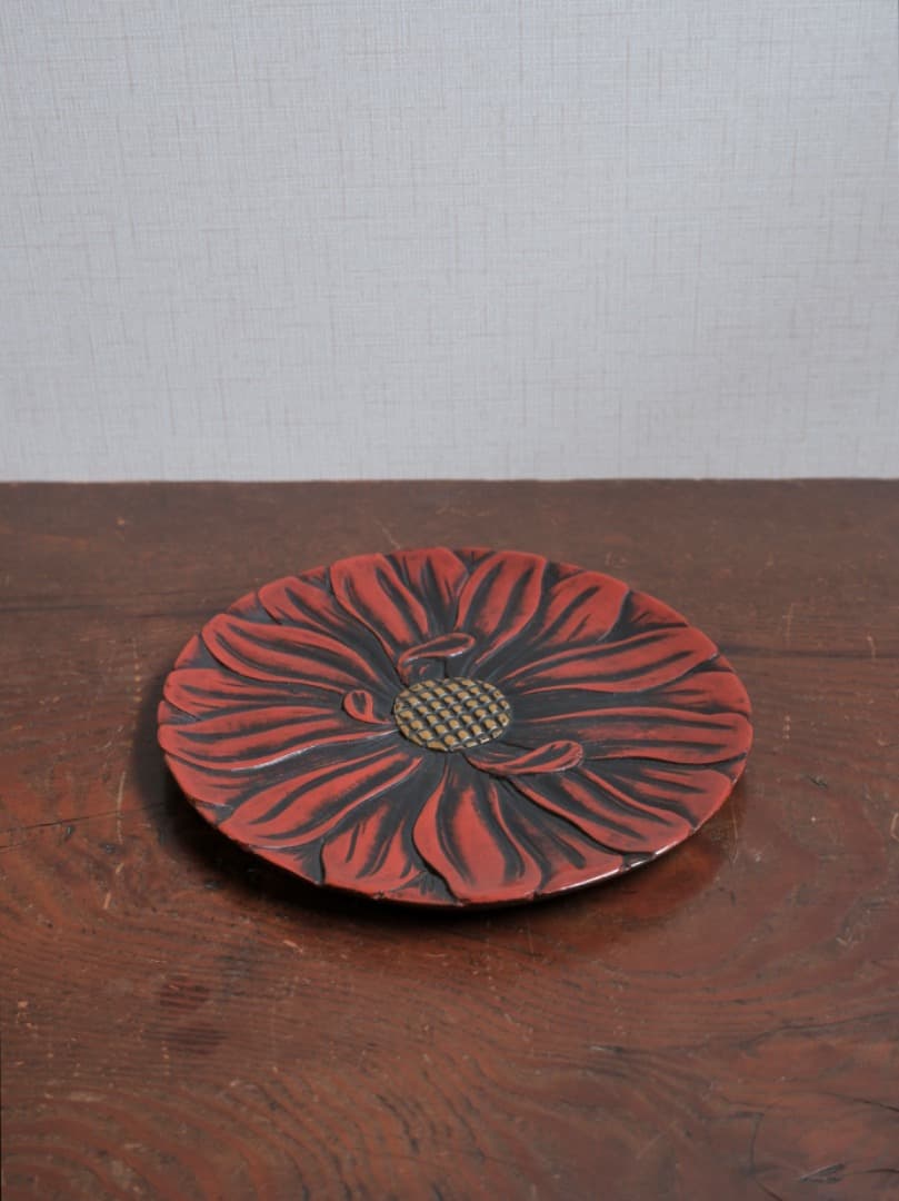 「19日まで掲載」鎌倉彫　千菓子器　漆工芸　お盆　台　箱付　Q1684