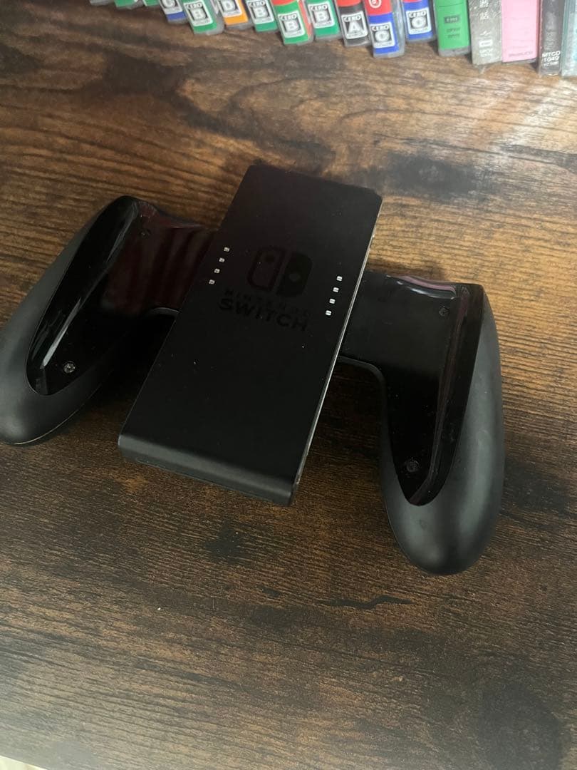 Nintendo Switch 本体 ピンク・グリーン　sdカード・収納ケース付