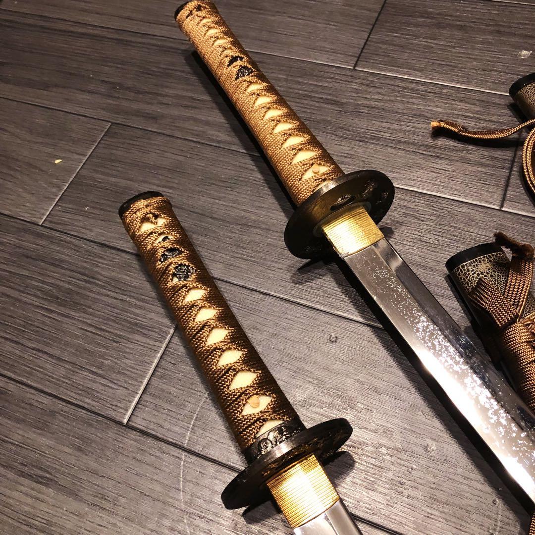 高級模造刀　居合刀　 美術刀剣　太刀　脇差　大小セット　2本セット　茶白拵え
