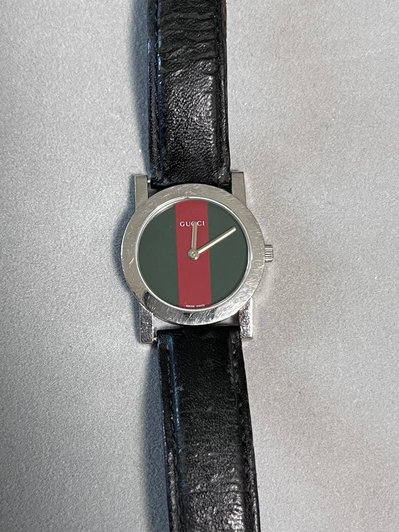 GUCCI レザーベルト時計