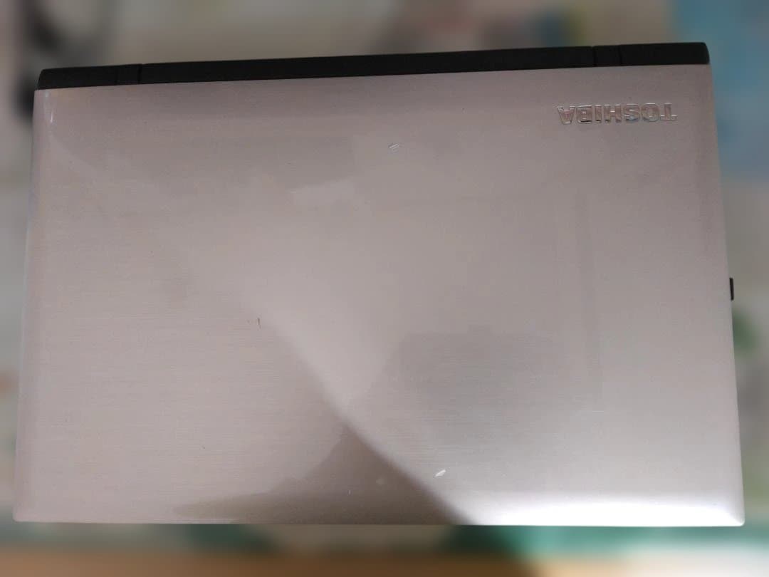 Toshiba dynabook TB57/RG i7-5500U 中古