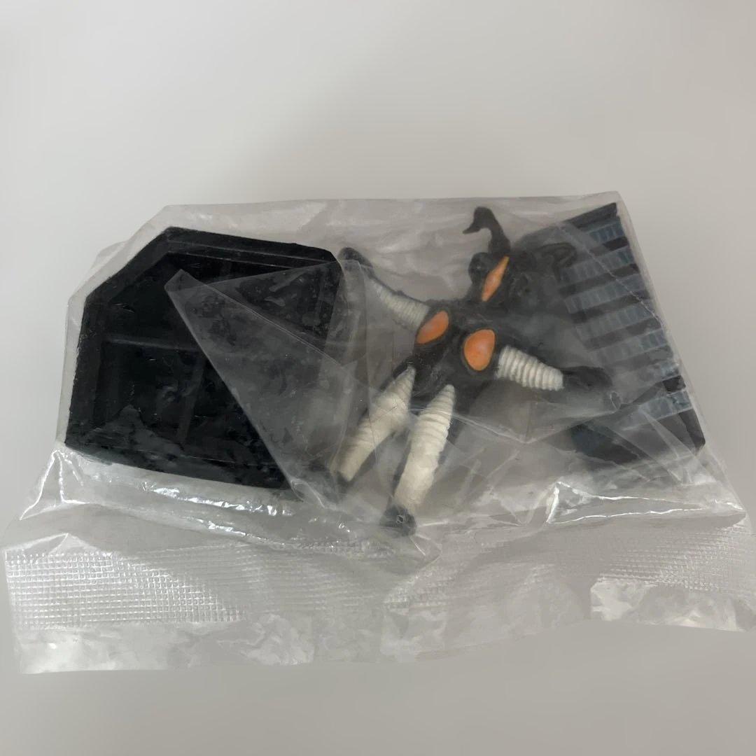 【ウルトラ怪獣名鑑2】さらばウルトラマンセット 通常ver.＆特捜隊基地ver.