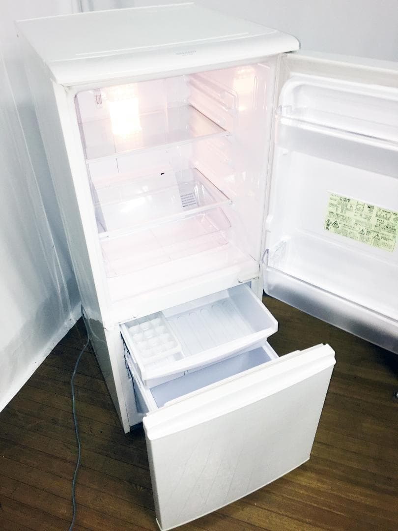本州建物前　◆中古★SHARP 137L 冷蔵庫【SJ-14W-W】