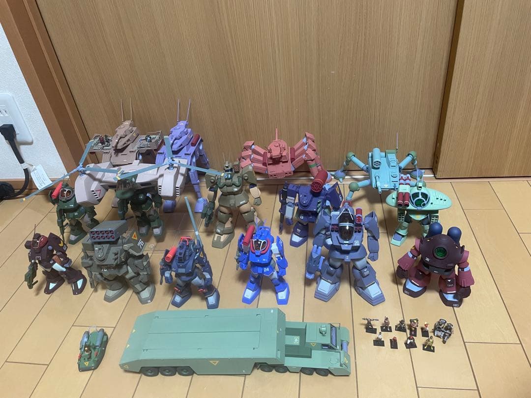 プラモデル　全塗装完成品　マックスファクトリー太陽の牙ダグラム　18点セット